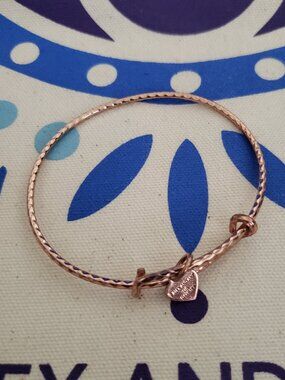 Alex and Ani Rose Gold Bracelet Bangle VCG 78